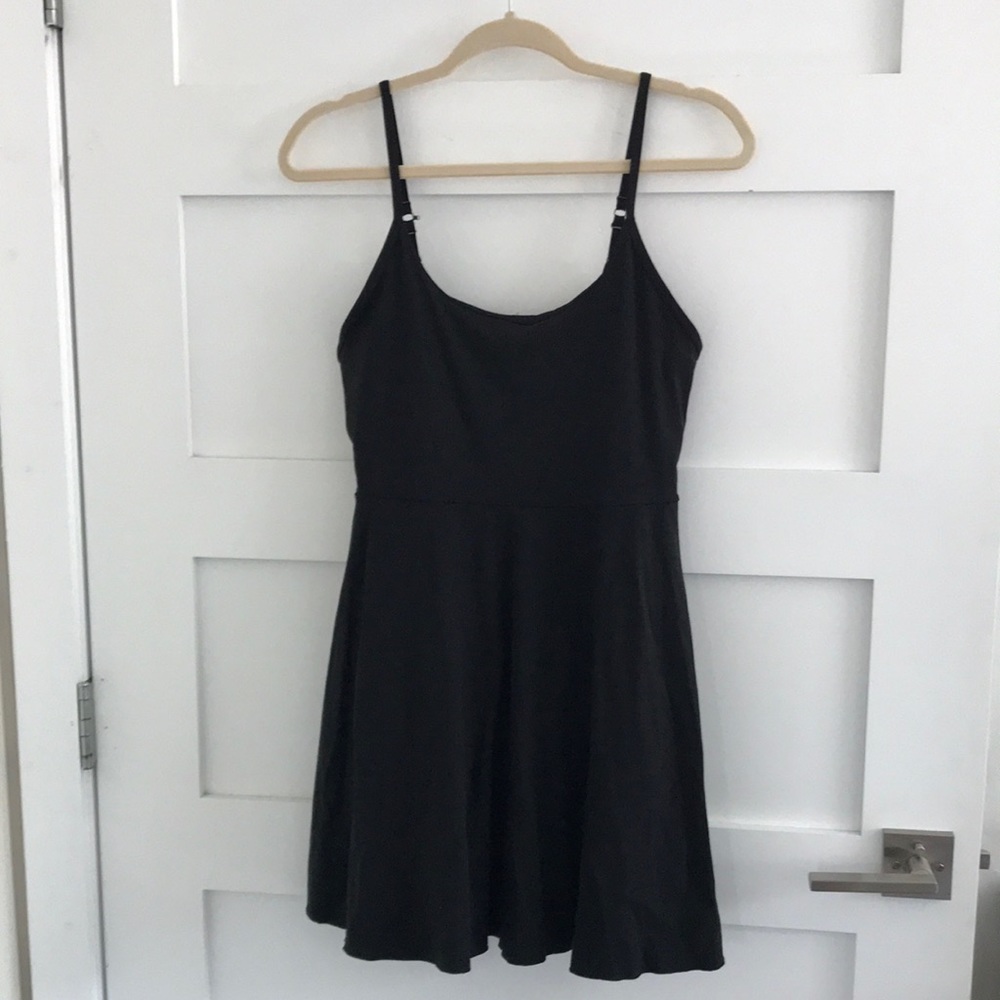 Never worn! Halara exercise dress, everyday 2-in- activity dress, Black size M